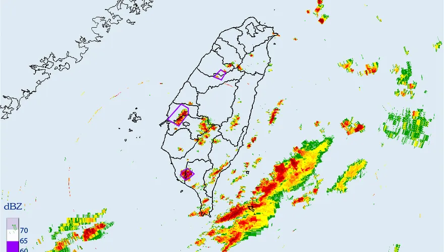 對流雲系旺盛！8縣市大雨特報　7地大雷雨狂炸