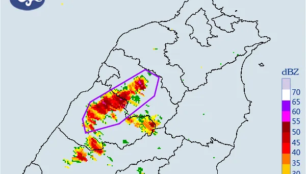 國家警報響！3縣市雷雨連炸1小時　竹縣油羅溪防溪水暴漲