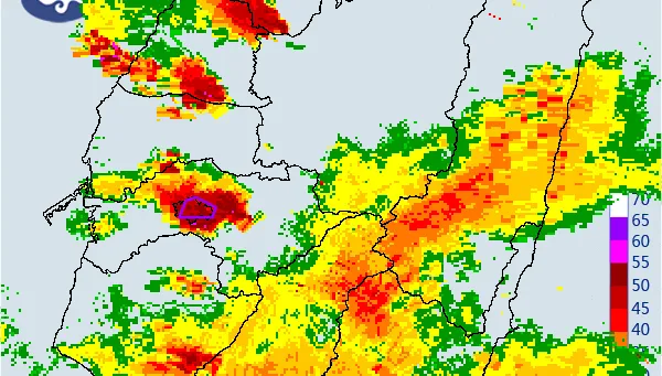 大雷雨狂炸嘉義！　氣象署示警：慎防溪水暴漲釀災