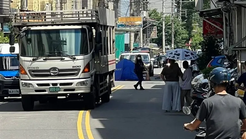 悚！新竹爆「車禍身亡噩耗」、8旬翁遭友人側撞斷魂