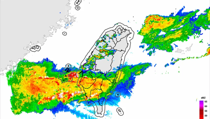 晚間大雷雨來襲！氣象署示警4縣市　慎防雷擊冰雹
