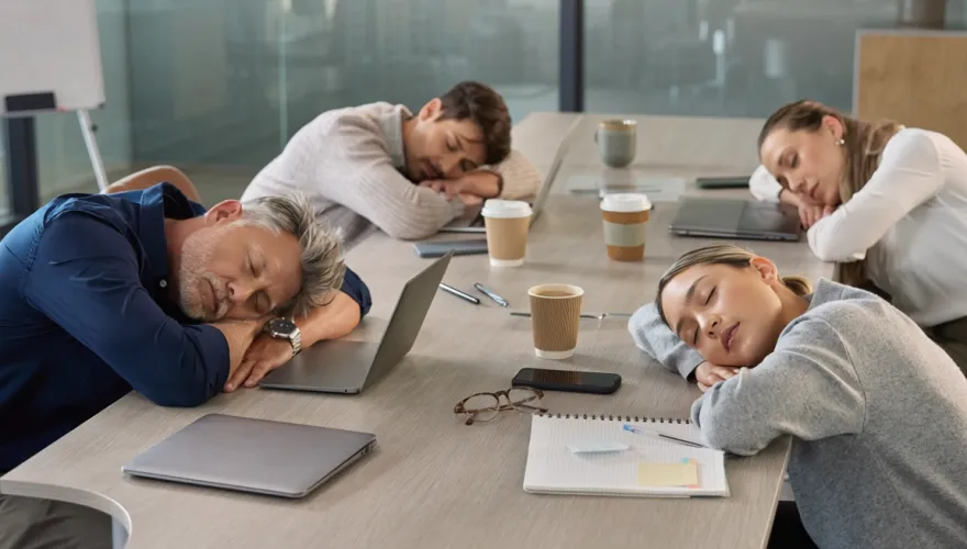 哈佛研究：上午補眠死亡風險高1.3倍　醫授3招建立規律作息