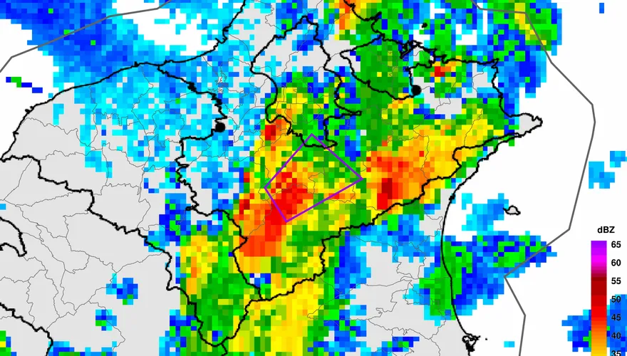 北市政府突發警訊！大雷雨狂炸文山、南港區至17:23