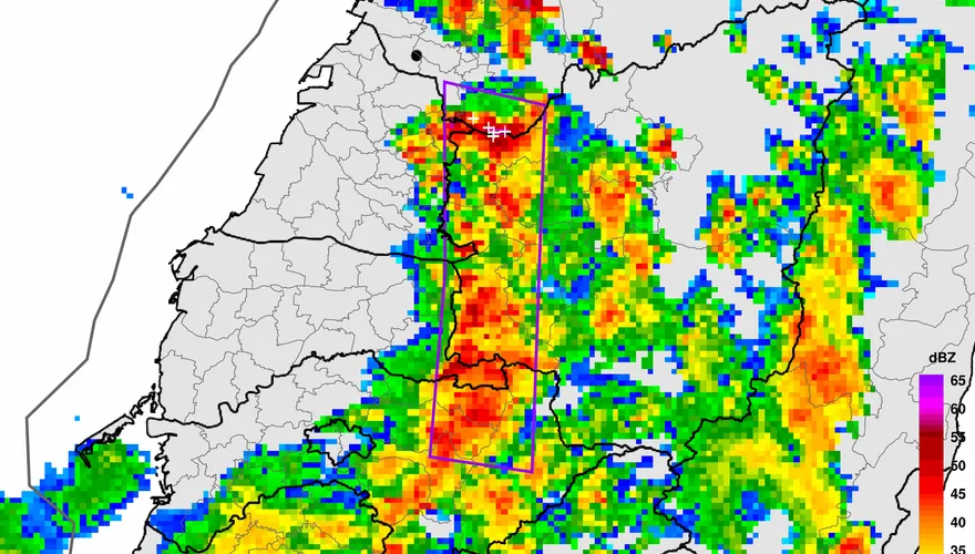 中部5縣市午後雷雨開炸！台中頭汴坑溪急發國家級警報