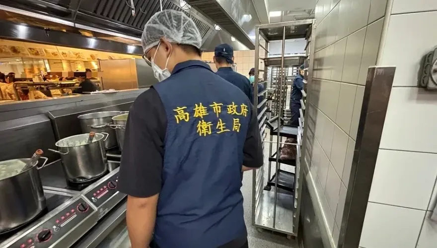 IKEA鮭魚排藏隱形眼鏡　衛生局開罰最高2億