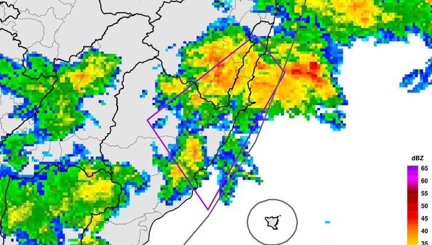科羅旺颱風外圍環流甩雨襲東部！大雷雨猛炸花東1小時