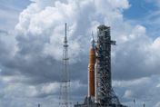 「登月火箭計畫」再推延！熱帶風暴狂襲佛州　NASA緊急取消火箭第三度試射