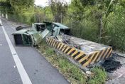 台東2車對撞！變電箱被鏟飛釀34戶停電