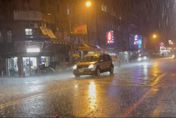 快訊/豪雨襲北台！宜蘭冬山、五結雷雨狂轟　發布一級淹水警戒