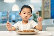 孩子食慾不振擔心營養不良？營養師授「營養早餐組合」補充蛋白質