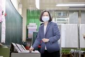 民進黨慘敗！蔡英文「一做為」讓游盈隆心寒：台灣人民的不幸