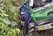 瑞穗林道卡車翻落10米深邊坡　花蓮2採礦工遭「擠壓」慘死