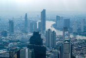 口罩戴回去！泰國曼谷空污嚴重超標世衛12倍　醫師曝21萬人不適就醫