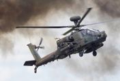 內戰不斷！緬甸軍政府直升機遭人民防衛部隊擊落　20名士兵陣亡