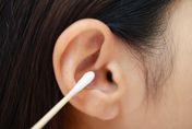 49歲婦耳朵流膿2年不以為意　聽力下降就醫竟是染「這疾病」！
