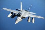 影/曾在《捍衛戰士》大放異彩…波音「超級大黃蜂」F/A-18戰機將停產