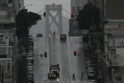 影/溫暖陽光不再！加州罕見出現暴風雪　舊金山破132年低溫記錄