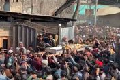 印度30歲女遭分屍亂丟棄！惡行引民眾大規模抗議　「要求絞刑」木匠工