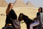 40歲女子「環遊世界尋真愛」訪19國約會34次！透露這個國家印象最深