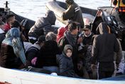10天內200多人船難亡！大批難民冒險湧入突尼西亞　遺體塞爆太平間