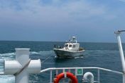 影/海釣船10天內兩度故障　漂流「客輪航道」海巡隊救援成功