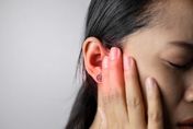 耳朵痛不一定是外耳炎！ 常做這些事小心耳朵由癢轉痛