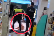 員警遭攻擊拿警棍敲「超商浩克」被記過移送法辦！網怒抱不平：台灣警察就是可憐