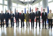 澤倫斯基出席G7峰會尋求盟友支持　拜登承諾新一輪軍援