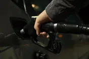 快加油！　汽油明漲0.3元九五汽油來到30.4、柴油降0.3元