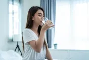 多喝水！減少罹「糖尿病、失智」風險　8個最佳補水時機曝光