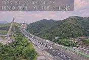 快訊/國1北向五堵段爆3車連撞！「端午連假Day2湧車潮」…塞車雪上加霜