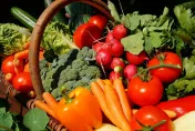 卡努健康/採買別只搶泡麵！營養師推12種「耐放又營養」蔬菜　在家增強免疫力