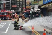 快訊/新北泰山街頭驚飄「濃濃瓦斯味」！水公司施工挖斷管線　消防局緊急灑水戒備