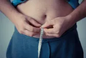 為減肥執行一日一餐...男子半年體重狂掉15公斤　出現「四肢無力」急送醫