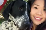 昔謊稱愛犬遭車撞死！亞歷媽認了「狗還活著」長文曝內幕