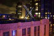 影/馬斯克撤換舊金山總公司招牌　新標誌「X」光線太刺眼民怨四起