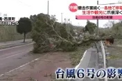 卡努挾強風豪雨襲沖繩　民眾直擊「摩拖車掛電線桿」