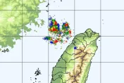 卡努動向/卡努走了更像颱風天！海峽北部「閃電秀」狂轟　豪雨續炸12縣市