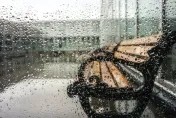 傘記得帶！「這天起」劇烈雨勢機率增　專家揭「全台降雨熱區」