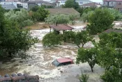 影/希臘暴雨「1天下完整個秋天雨量」　引發山洪暴發1死1失蹤