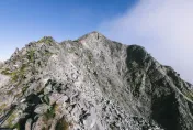 台登山客組團攀登日飛驒山脈　65歲女「摔傷迷路」救援隊2.5小時尋獲