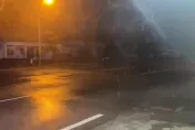 小犬颱風/直擊！墾丁凌晨雨彈炸開　超狂風雨曝光