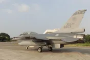影/7.2強震撼全台/傳花蓮F-16戰機受損　空軍司令部：不影響戰備