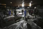 影/以巴開戰/滿地都是屍體！加薩醫院遭空襲釀500死　中東3國取消與拜登會晤