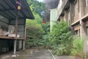 快訊/樹林鐵皮工廠頂加全面燃燒　警消射水圍攻搶救