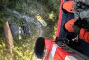 68歲日本男爬玉山「膝蓋摔傷」　靠空勤直升機吊掛緊急送醫
