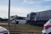 巴西女搭公車慘困平交道！下秒遭撞「噴飛窗外摔軌」　火車輾過「屍體斷兩半」