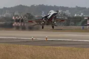 空軍40餘架F-5戰機服役到明年第一季　今展示「老虎」塗裝　F-16戰機新機堡曝光