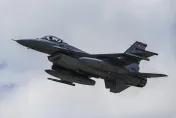 快訊/駐韓美軍F-16戰機驚傳墜毀！飛官緊急逃生「具體傷亡情況不明」