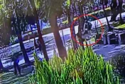 影/背著來畫面曝！彰化三民公園隨機砍人　男揮刀砍2女再自殘遭送醫